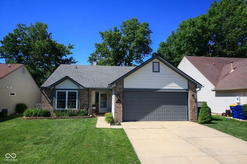 730 Kingston Cir, Brownsburg, IN, 46112-8337 | Card Image