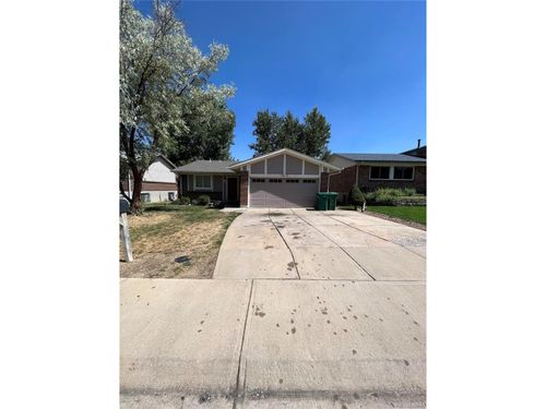 2490 S Rifle St, Aurora, CO, 80013-1548 | Card Image