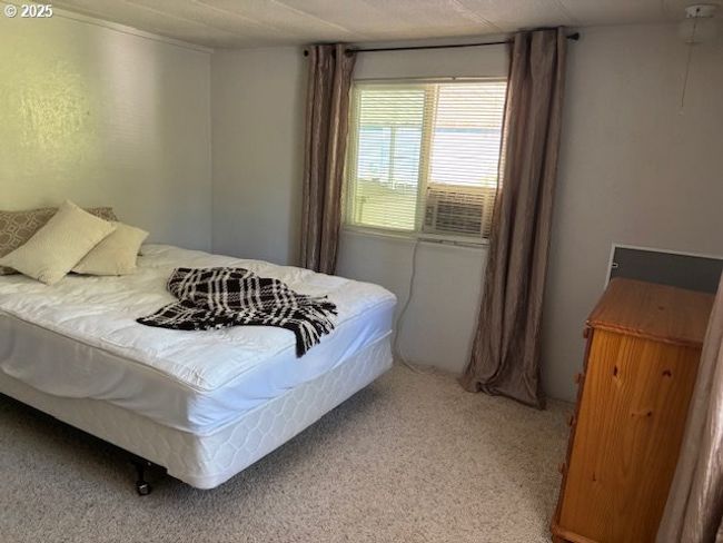 Bedroom, Primary | Image 26