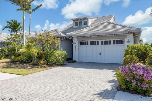 6466 Warwick Ave, NAPLES, FL, 34113-8231 | Card Image