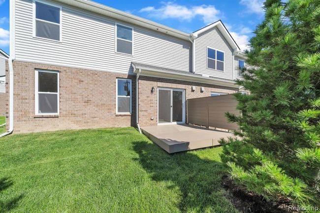 8860 Pioneer Street, Condo with 2 bedrooms, 2 bathrooms and null parking in Washington Twp MI | Image 2