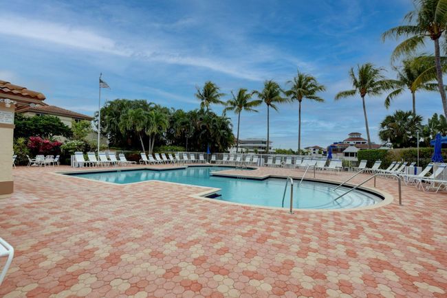 6488 Via Regina, Condo with 2 bedrooms, 2 bathrooms and null parking in Boca Raton FL | Image 27