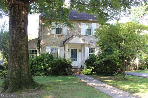 2702 Ridge Road Dr, ALEXANDRIA, VA, 22302-2833 | Card Image