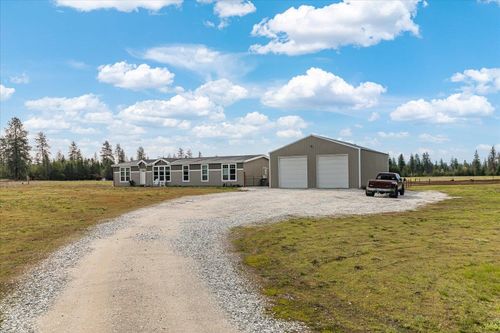 2421 W Fausett Ln, Deer Park, WA, 99006-5604 | Card Image