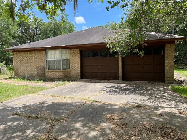 1055 County Road 452, House other with 4 bedrooms, 2 bathrooms and null parking in Sweeny TX | Image 19