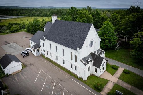 202 Main St, Middleton, NS, B0S1P0 | Card Image