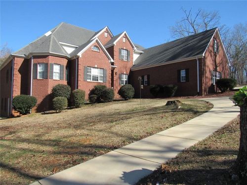 240 W Miles Rd, Carrollton, GA, 30116-9260 | Card Image