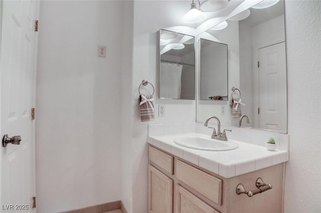Full bathroom | Image 28