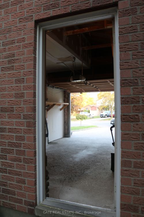 13 Spring St, Stouffville, ON, L4A7X1 | Card Image