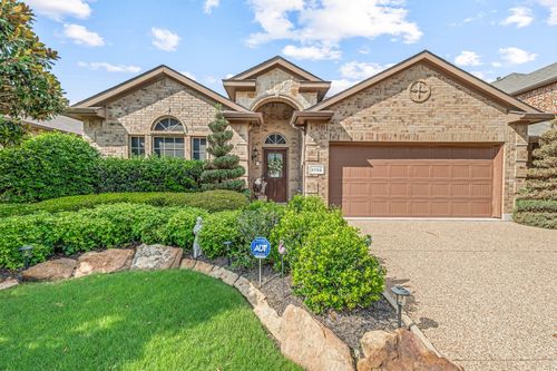 2705 Albatross Ln, Fort Worth, TX, 76177-2126 | Card Image