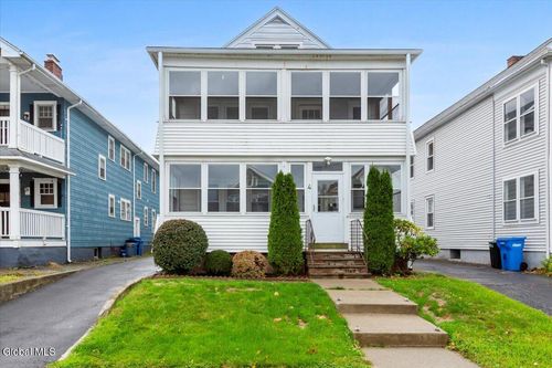 4 Edison Ave, Albany, NY, 12208-2805 | Card Image