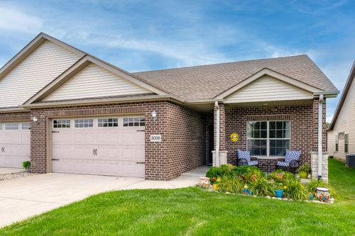 3008 Winter Garden Dr, Valparaiso, IN, 46385-7145 | Card Image