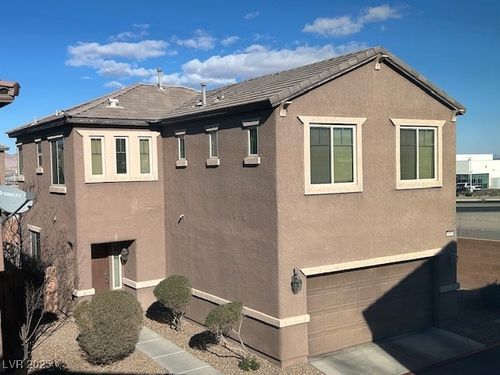 658 Forest Peak St, Henderson, NV, 89011-2666 | Card Image
