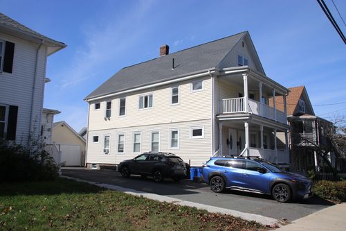 99 Putnam St, Quincy, MA, 02169-2209 | Card Image