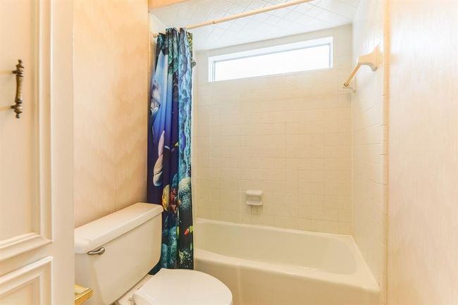 518 Lorie Ln, House other with 4 bedrooms, 3 bathrooms and 2 parking in Seabrook TX | Image 28