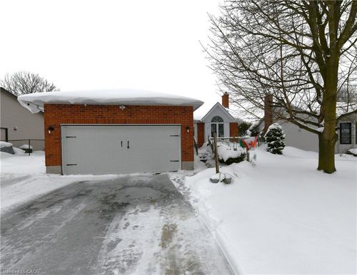 115 Miller Cres, Palmerston, ON, N0G2P0 | Card Image