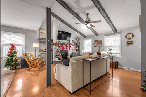 1136 Bay Meadows Dr, Lexington, KY, 40514-1058 | Card Image