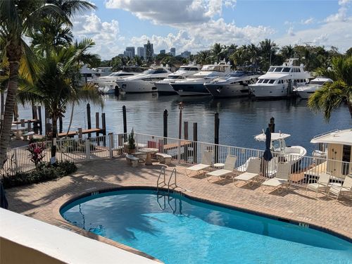 unit-215-815 Middle River Dr, Fort Lauderdale, FL, 33304-3555 | Card Image