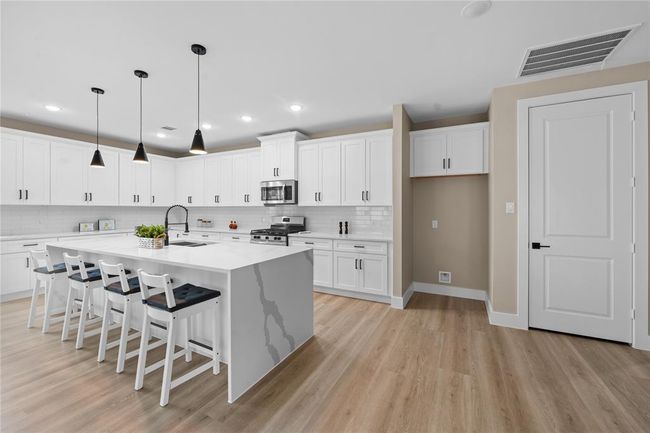 2614 Piemonte Ave, House other with 3 bedrooms, 3 bathrooms and 2 parking in Spring TX | Image 5