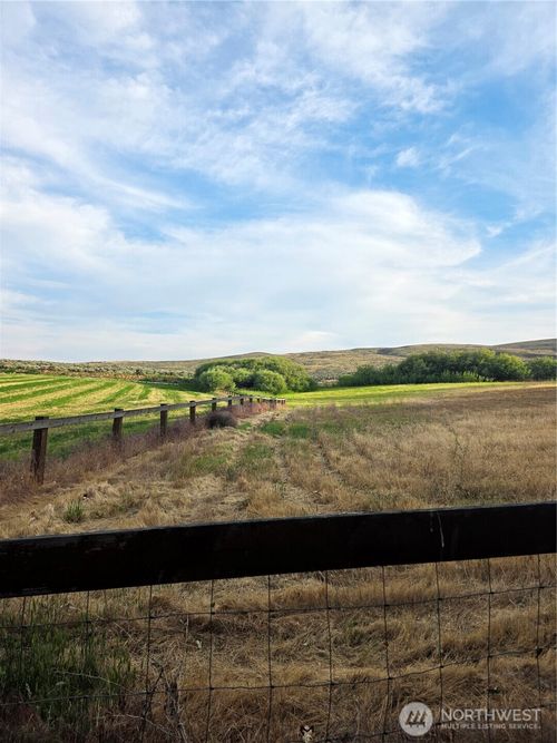 4 Borland Rd, Ellensburg, WA, 98926 | Card Image