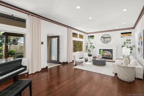 1728 W Lewis St, San Diego, CA, 92103-1225 | Card Image