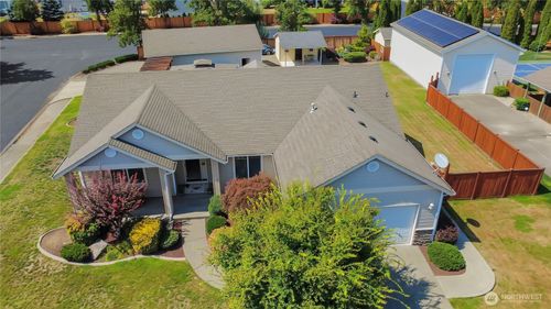 13714 143rd Ave E, Orting, WA, 98360-8495 | Card Image