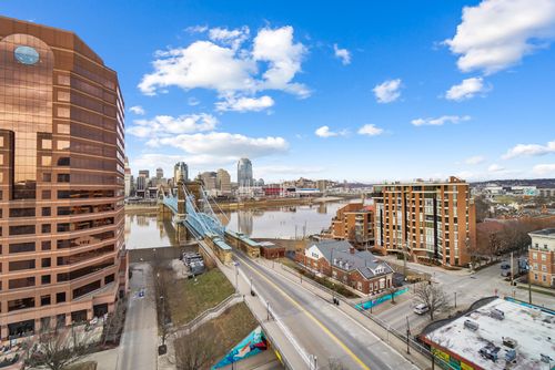 904-1 Roebling Way, Covington, KY, 41011-2394 | Card Image