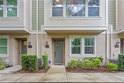 422 S Lincoln Avenue, Townhouse with 3 bedrooms, 3 bathrooms and null parking in TAMPA FL | Image 1