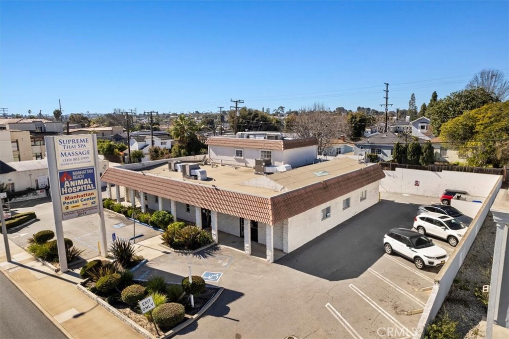 2705 N Sepulveda Blvd, Manhattan Beach, CA 90266