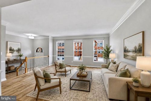 43391 Frenchmans Creek Ter, ASHBURN, VA, 20147-7024 | Card Image