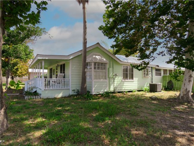 508 Broadway St, House other with 2 bedrooms, 2 bathrooms and null parking in Fulton TX | Image 4