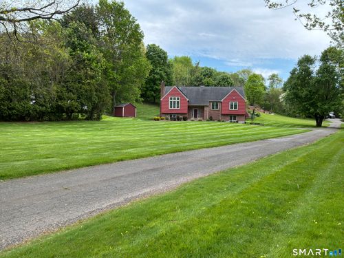 43 Flynn Ln, Middletown, CT, 06457-1911 | Card Image