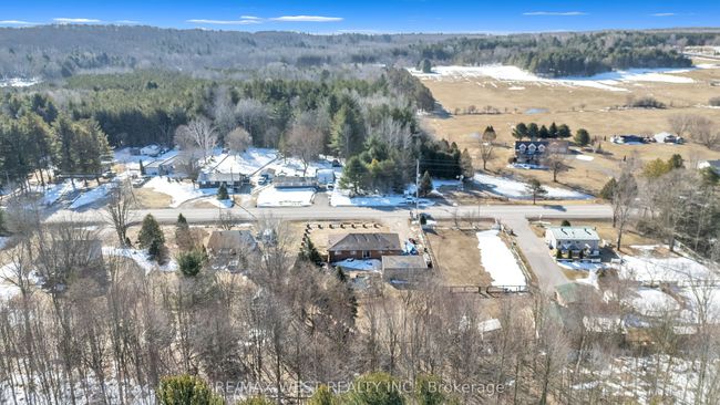 6098 Vasey Rd, House other with 4 bedrooms, 4 bathrooms and 8 parking in Elmvale ON | Image 11