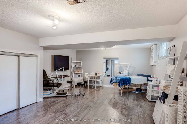7639 Jubilee Dr, House other with 3 bedrooms, 3 bathrooms and 2 parking in Niagara Falls ON | Image 23
