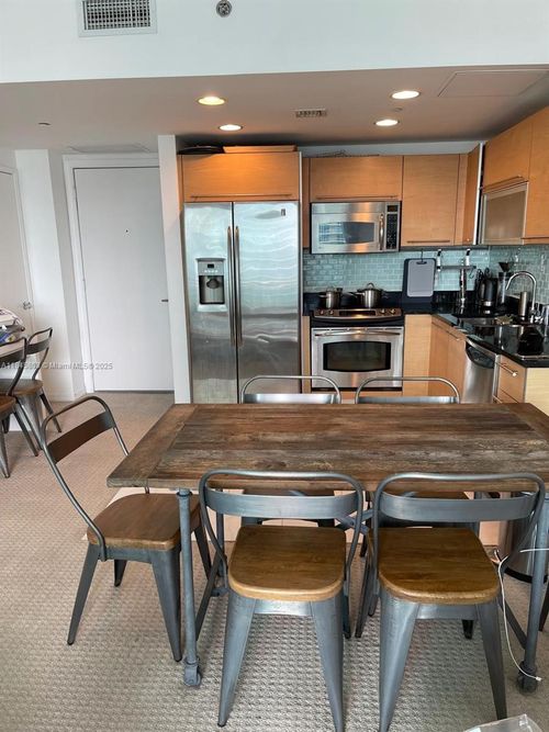 apt-3909-950 Brickell Bay Dr, Miami, FL, 33131-3958 | Card Image