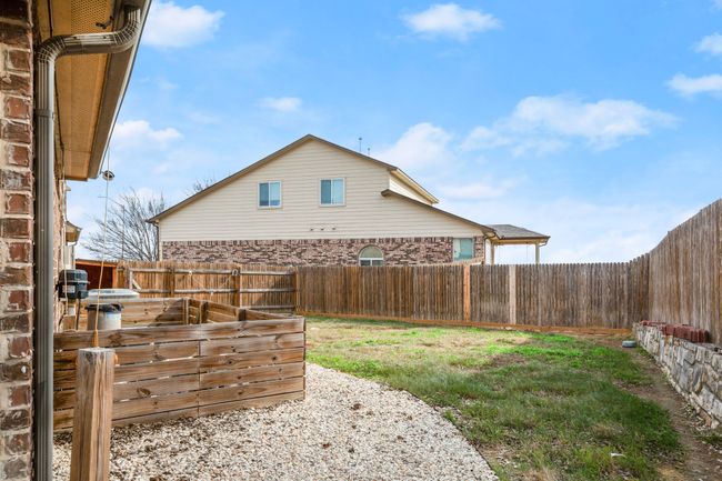 111 Bobolink Cv, House other with 4 bedrooms, 3 bathrooms and 2 parking in Kyle TX | Image 9