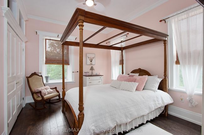 12096 Gale Rd, House other with 5 bedrooms, 4 bathrooms and 10 parking in Middlesex Centre ON | Image 27