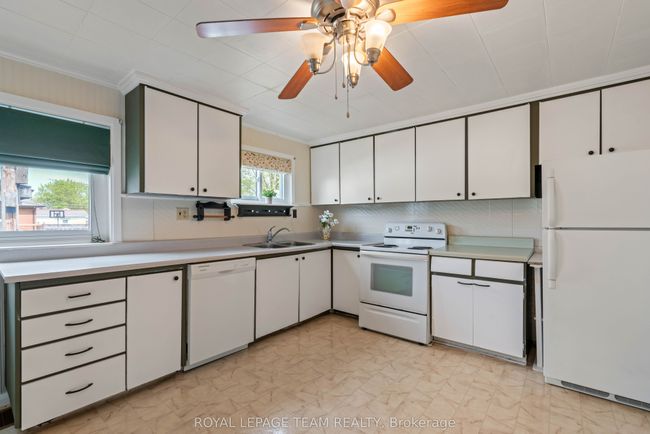 56 Elm St, House other with 3 bedrooms, 2 bathrooms and 2 parking in South Stormont ON | Image 5