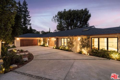 3620 Wrightwood Dr, Studio City, CA, 91604-3946 | Card Image