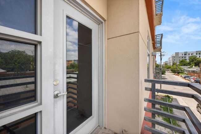 APT-303 - 711 W 26 Th St, Condo with 2 bedrooms, 2 bathrooms and 1 parking in Austin TX | Image 24