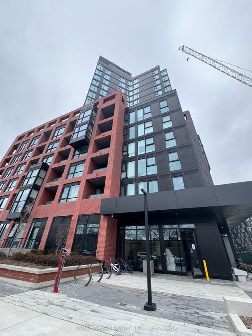 413-8 Tippett Rd, Toronto, ON, M3H0E7 | Card Image