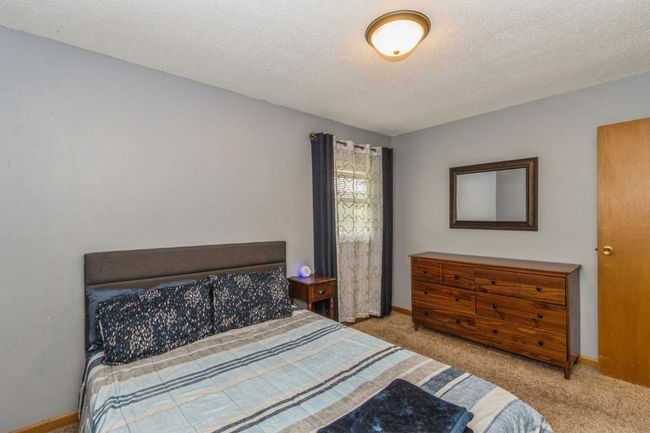 5817 Underwood Ave Sw, House other with 4 bedrooms, 2 bathrooms and null parking in Cedar Rapids IA | Image 13