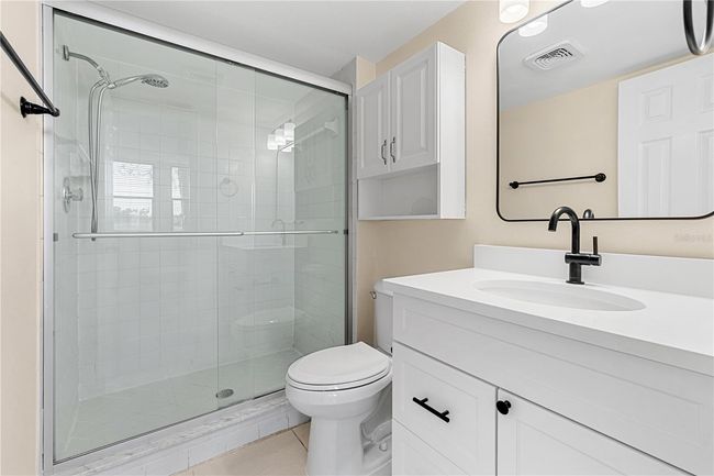 primary bathroom en-suite | Image 12