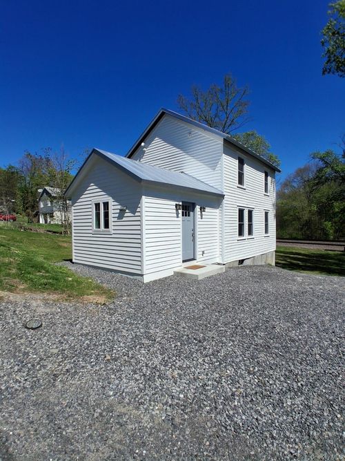 11 Cedar, Hyde Park, NY, 12580 | Card Image