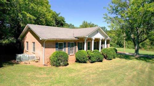 217 Bear Creek Pike, Columbia, TN, 38401-2267 | Card Image