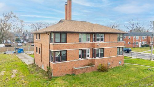2017 Burlingame St, Detroit, MI, 48206-1387 | Card Image