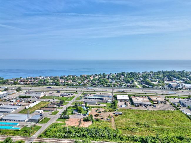 201 - 5 Niagara St, Condo with 2 bedrooms, 1 bathrooms and 1 parking in Grimsby ON | Image 24