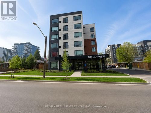 b02-269 Sunview Street, Waterloo, ON, N2L3V8 | Card Image