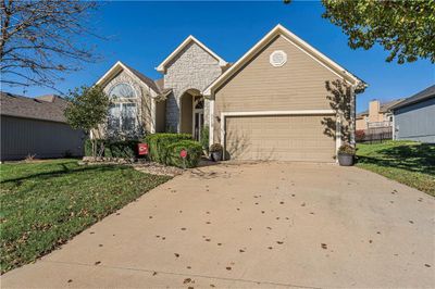 1112 Nw Baytree Drive, House other with 4 bedrooms, 3 bathrooms and null parking in Grain Valley MO | Image 3