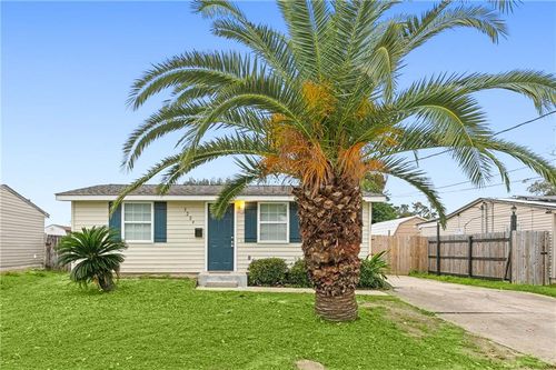 3209 California Ave, Kenner, LA, 70065-3618 | Card Image